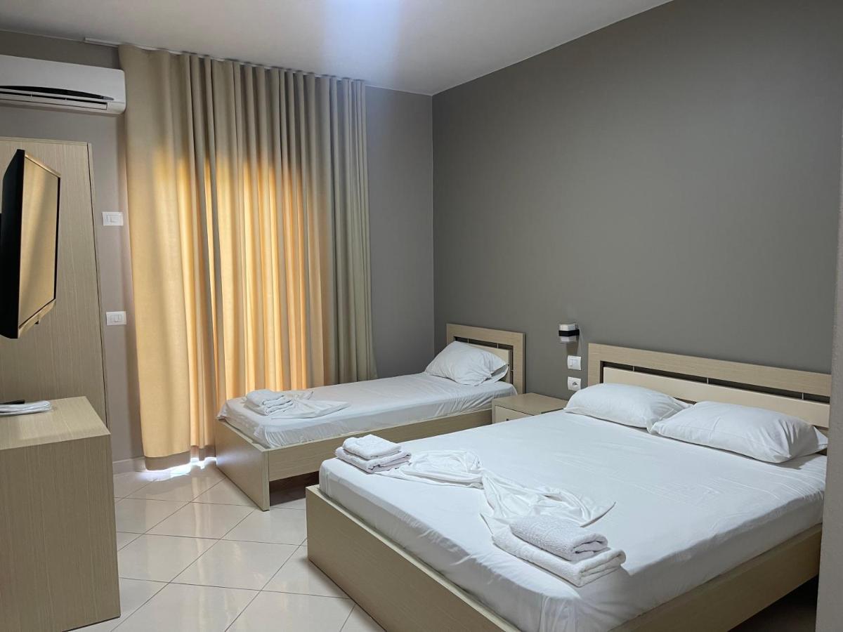 Season Hotel