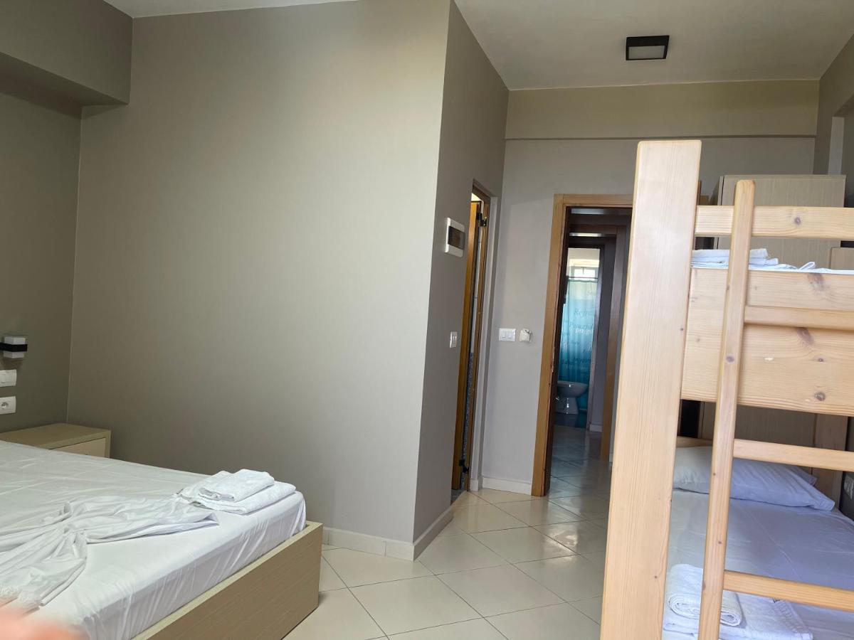 Hotel Four Seasons 3*