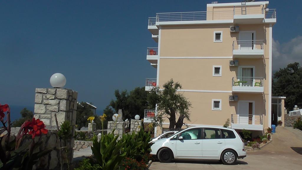 Hotel Season Dhermi