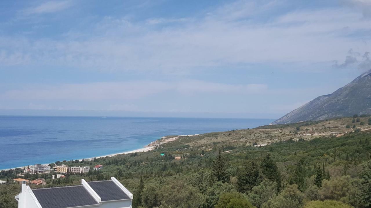 Season Hotel